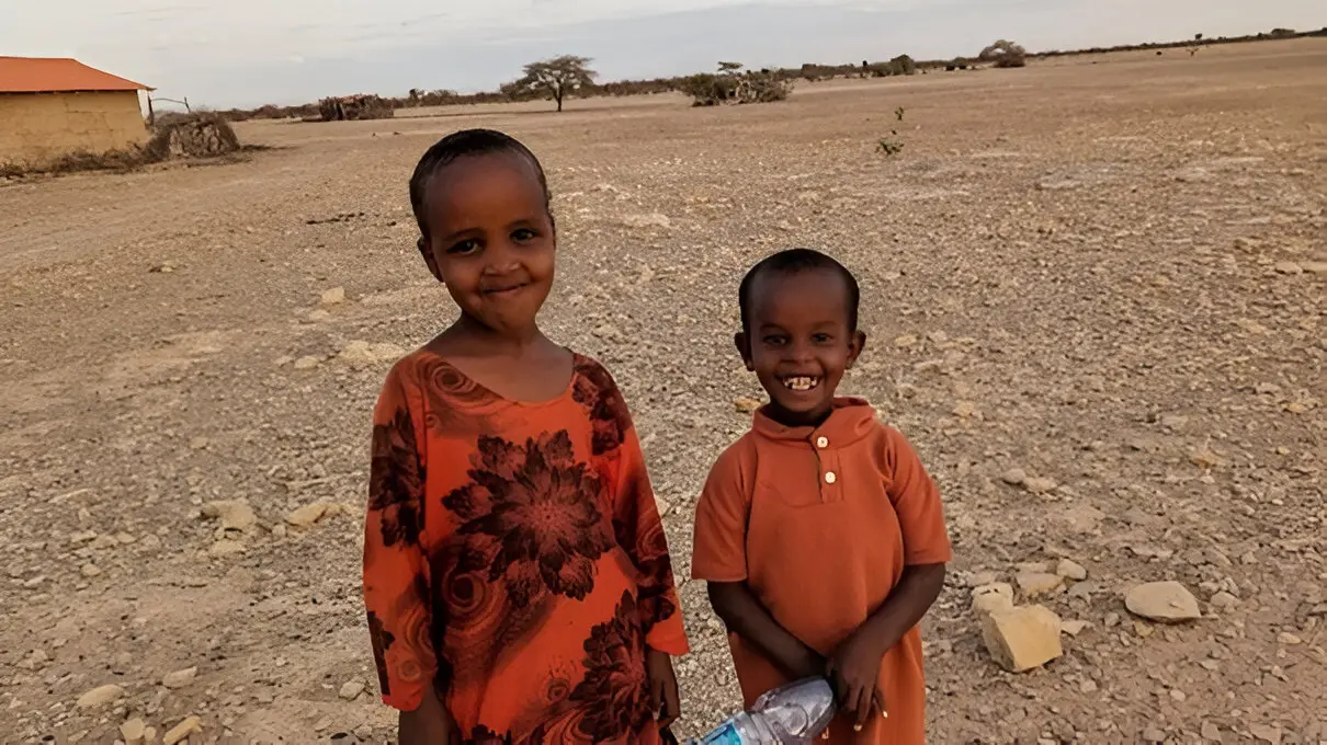 Kinder in Warsayso